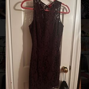 H & M burgundy lace shift dress